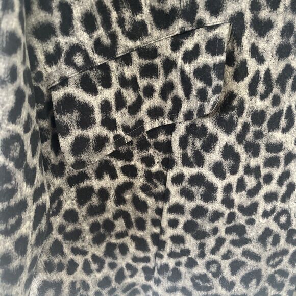 Cabi Women's Jungle Blazer Jacket Sz 10 Leopard Print Preppy Casual City Button - Picture 7 of 11